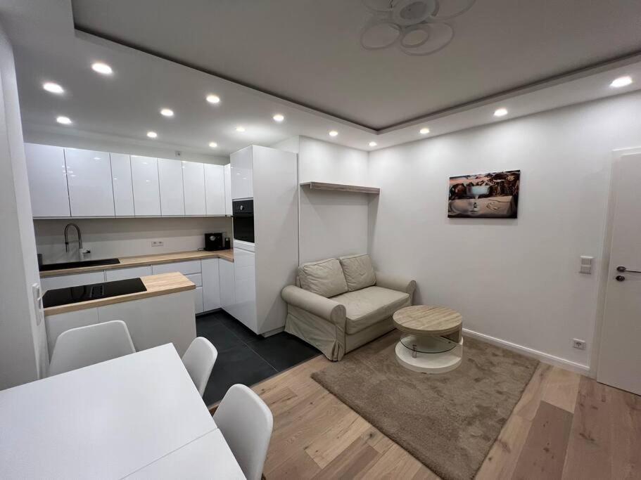 Lovely Flat Relax Near City Center Нюрнберг Экстерьер фото