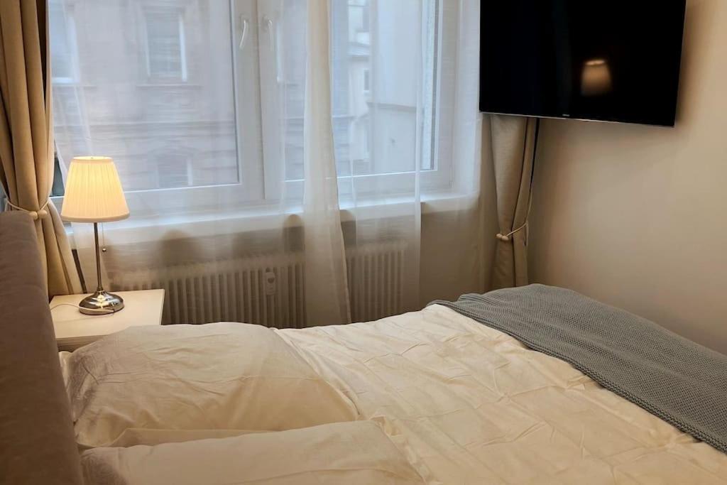 Lovely Flat Relax Near City Center Нюрнберг Экстерьер фото